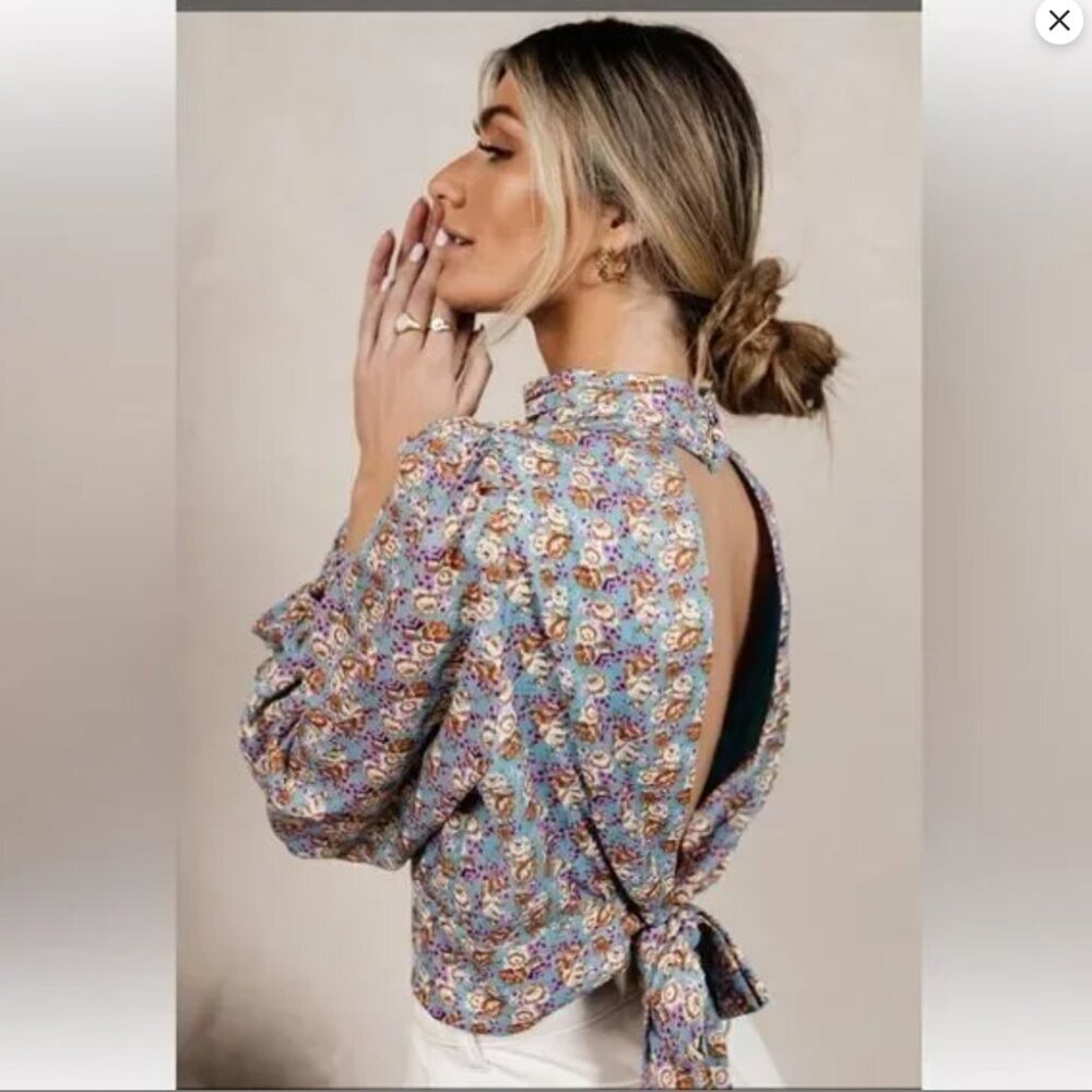 NWT Bohme Women's Small Brissa Floral High Neck Open Back Tie Blouse - Picture 2 of 16